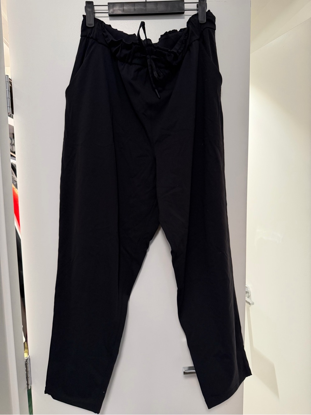 Lululemon High rise “on the fly” pant